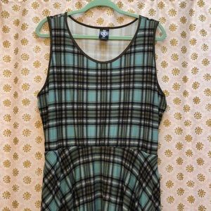 Agnes & Dora Angelou plaid dress size XL